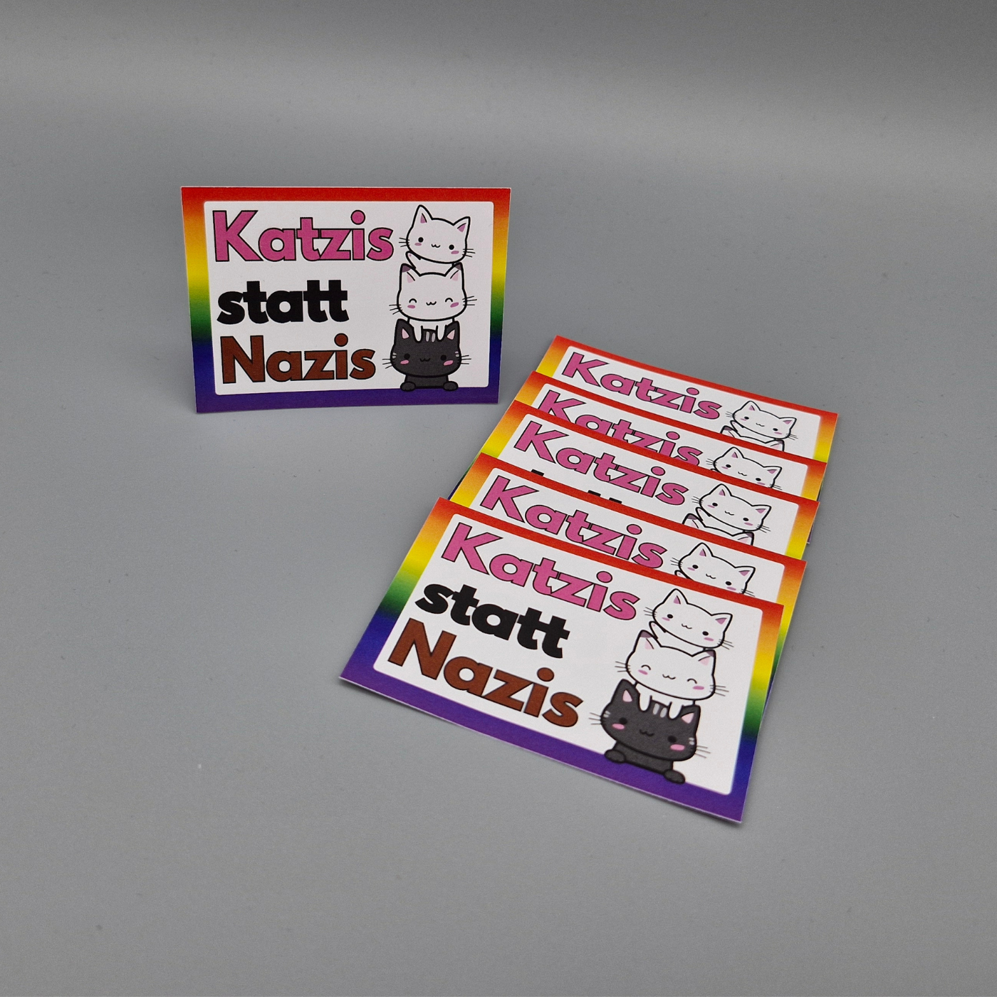 Katzis statt Nazis Stickerpack gegen Rechts (30 Sticker, 5 Motive)